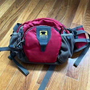 COPY - Mountainsmith Swift 2 Lumbar Fanny Pack Trail Hiking Day Waist Bag Red